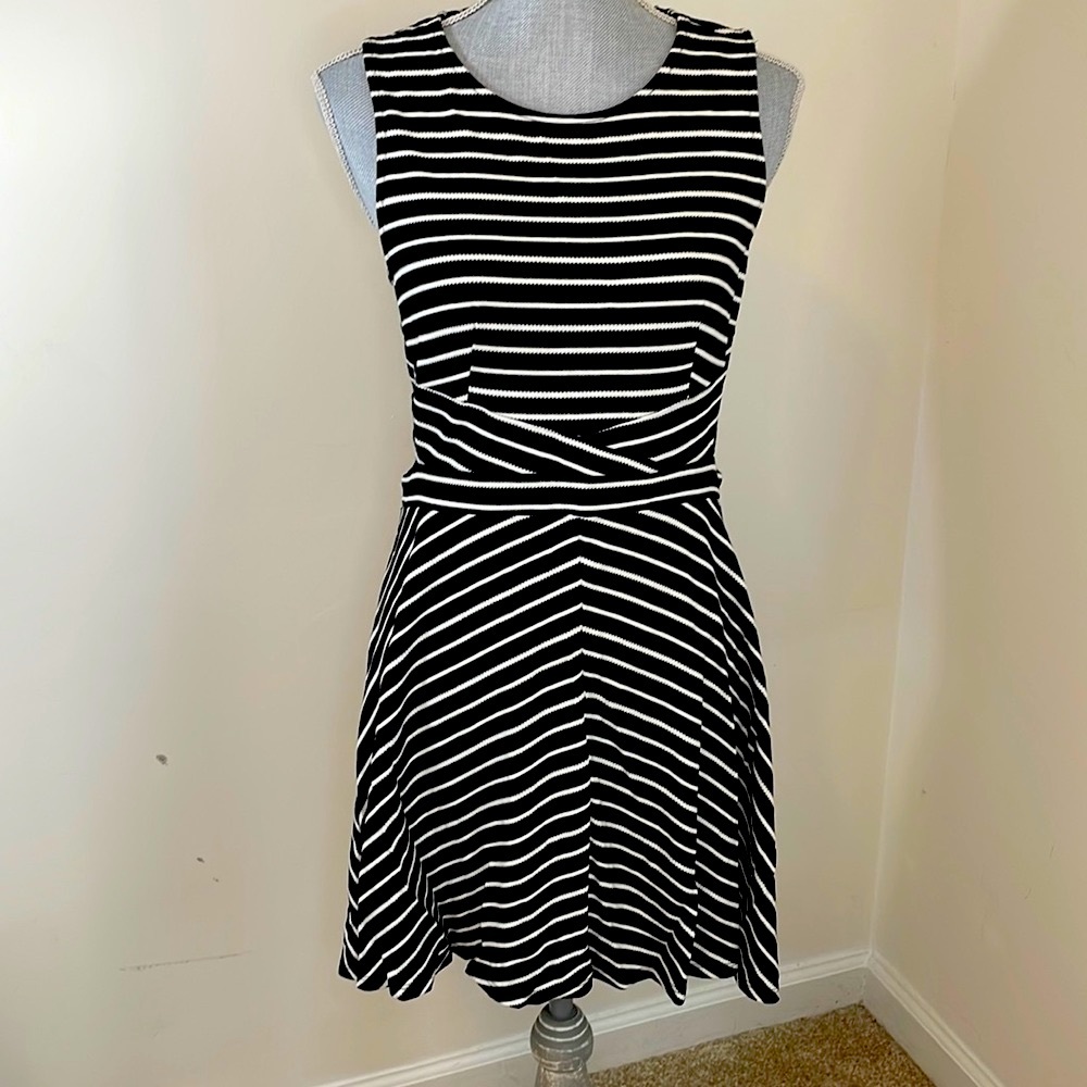 Xhilaration Black and White Striped Stretch Dress with Side Cut-Outs Size M